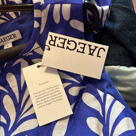 Elegant Blue and White Midi Dress - Picture 6 of 7